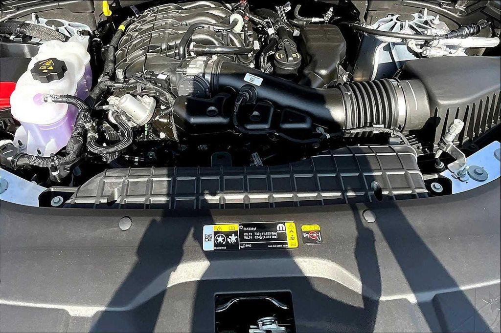 new 2025 Jeep Grand Cherokee L car, priced at $40,302