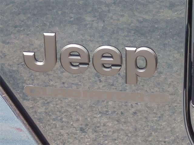 new 2025 Jeep Gladiator car, priced at $43,280