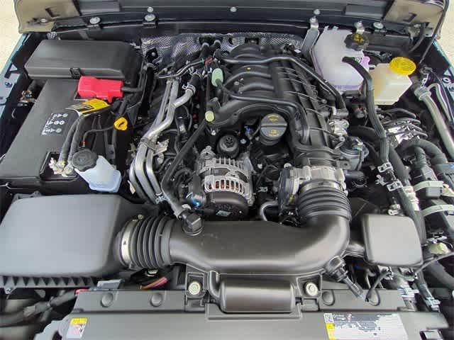 new 2025 Jeep Gladiator car, priced at $43,280