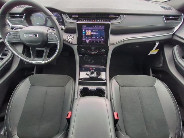 new 2025 Jeep Grand Cherokee L car, priced at $42,830
