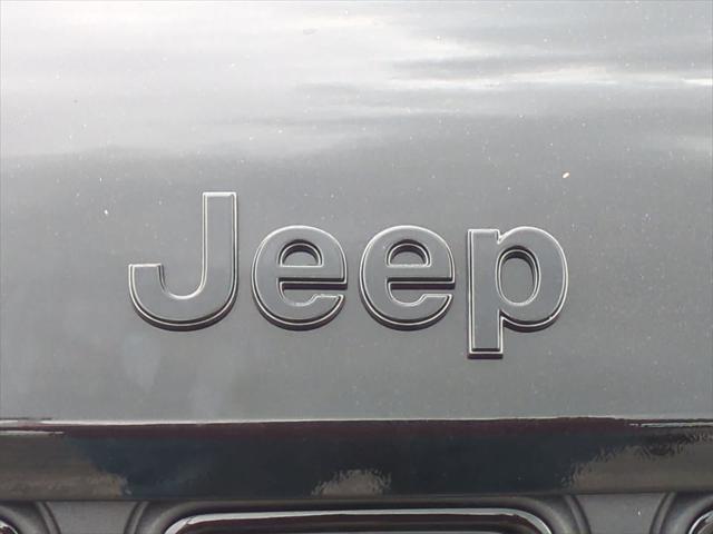 new 2025 Jeep Grand Cherokee L car, priced at $42,830