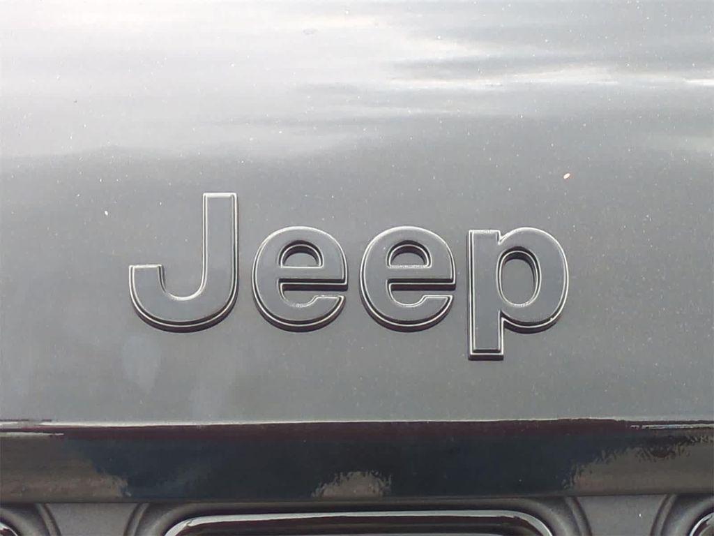 new 2025 Jeep Grand Cherokee L car, priced at $42,164