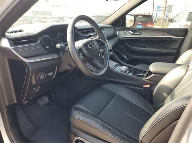 used 2022 Jeep Grand Cherokee car, priced at $35,974