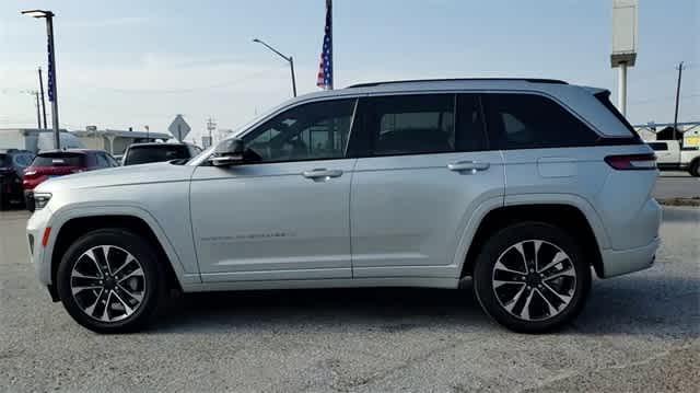 used 2022 Jeep Grand Cherokee car, priced at $35,974