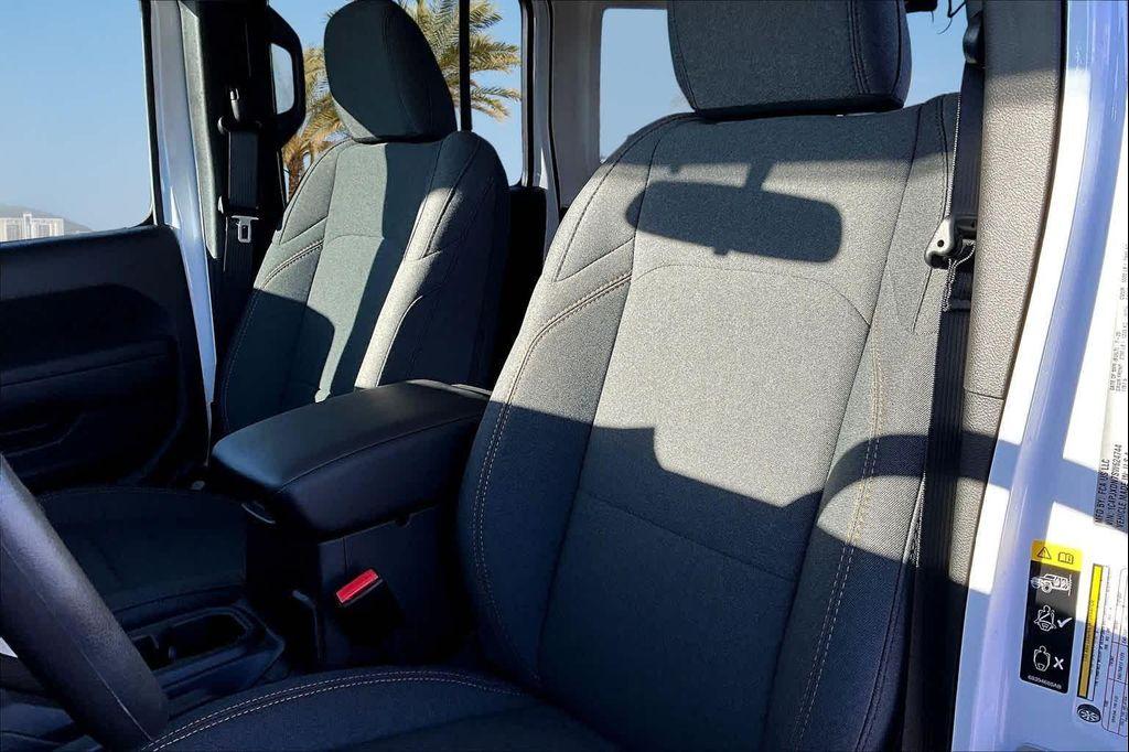 used 2018 Jeep Wrangler Unlimited car, priced at $19,832