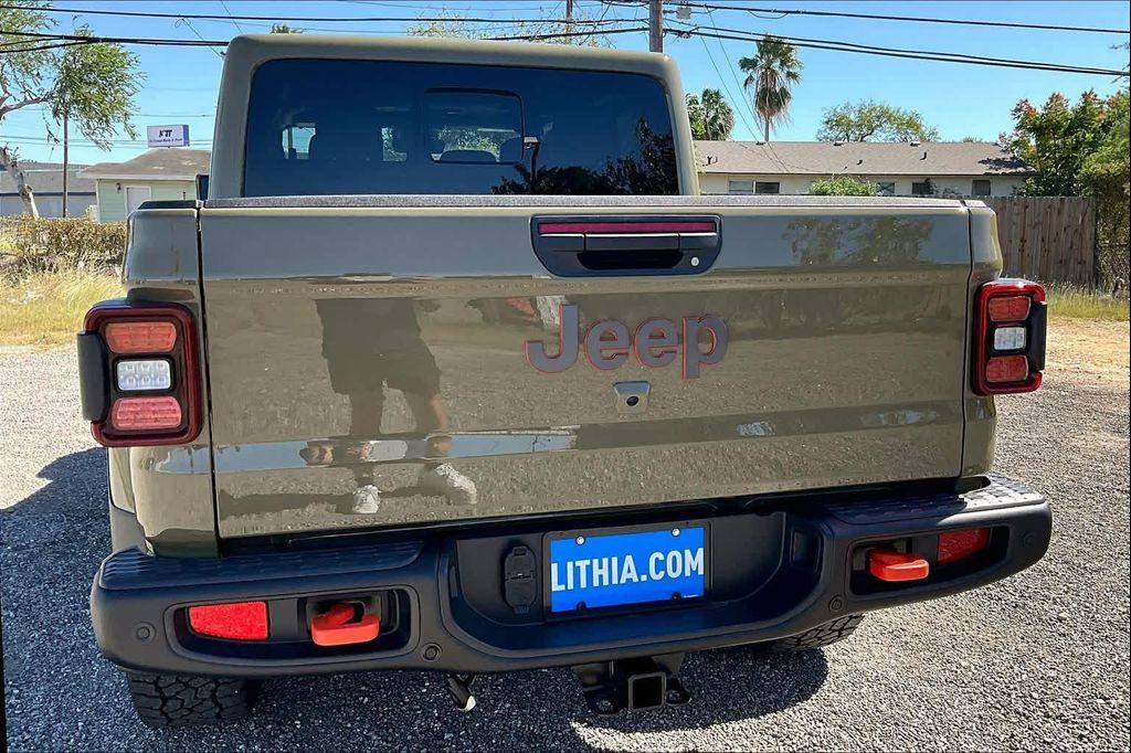 new 2025 Jeep Gladiator car, priced at $54,516