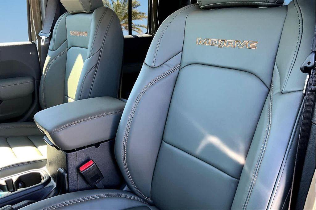 new 2025 Jeep Gladiator car, priced at $54,516