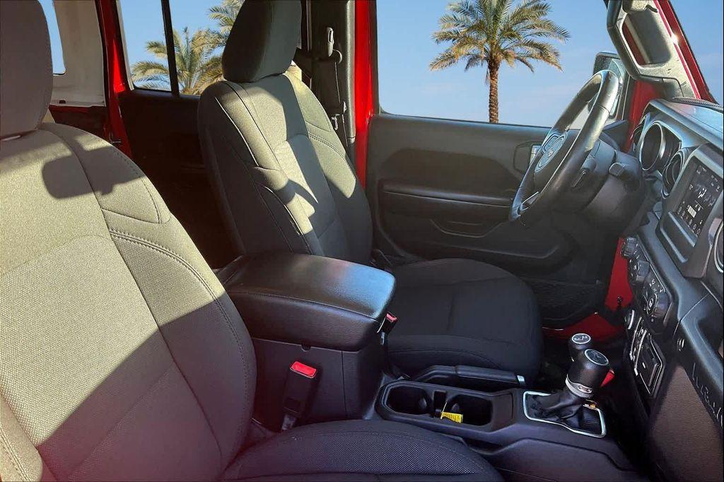 used 2019 Jeep Wrangler Unlimited car, priced at $21,803