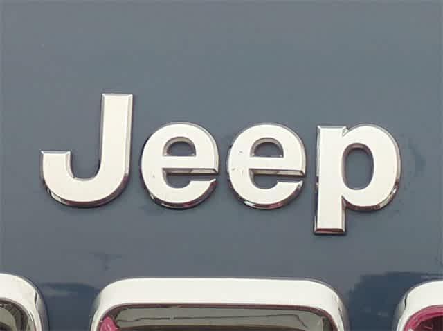 used 2021 Jeep Cherokee car, priced at $21,491