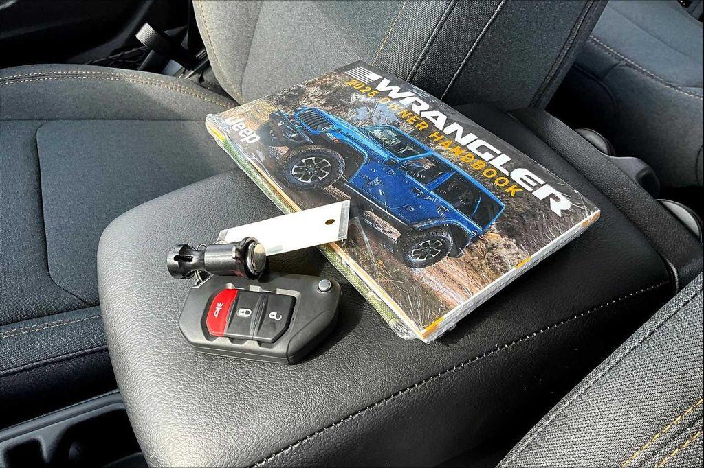new 2025 Jeep Wrangler car, priced at $37,301