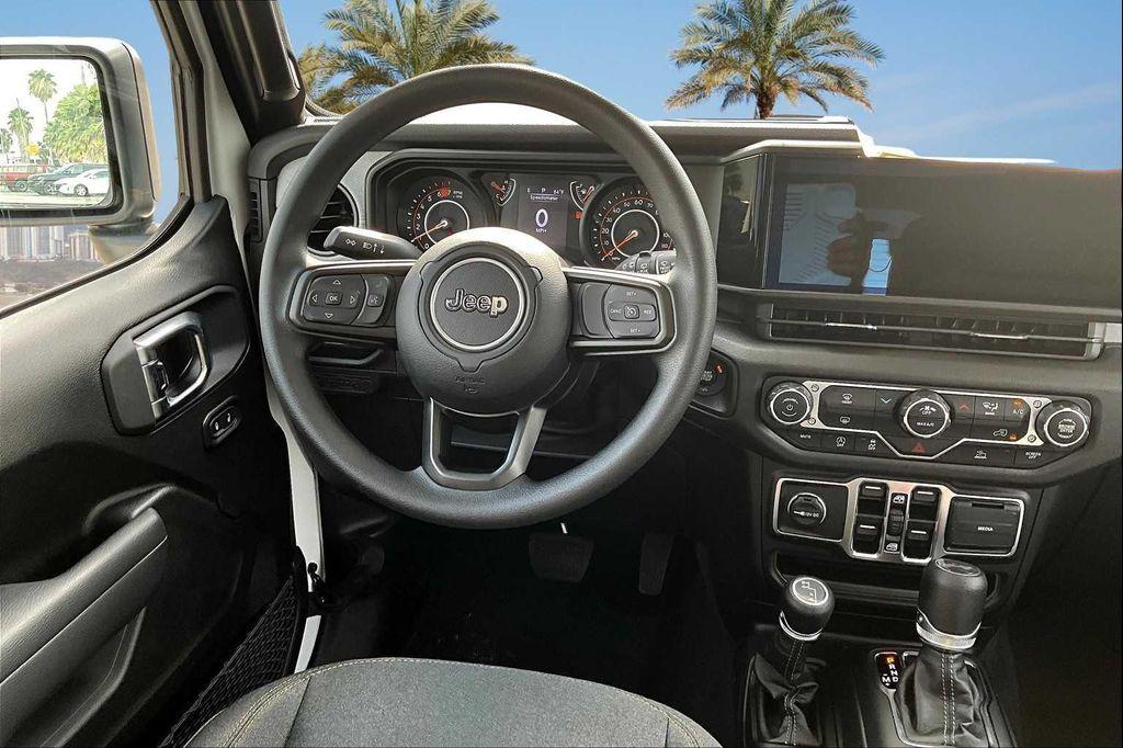 new 2025 Jeep Wrangler car, priced at $37,301