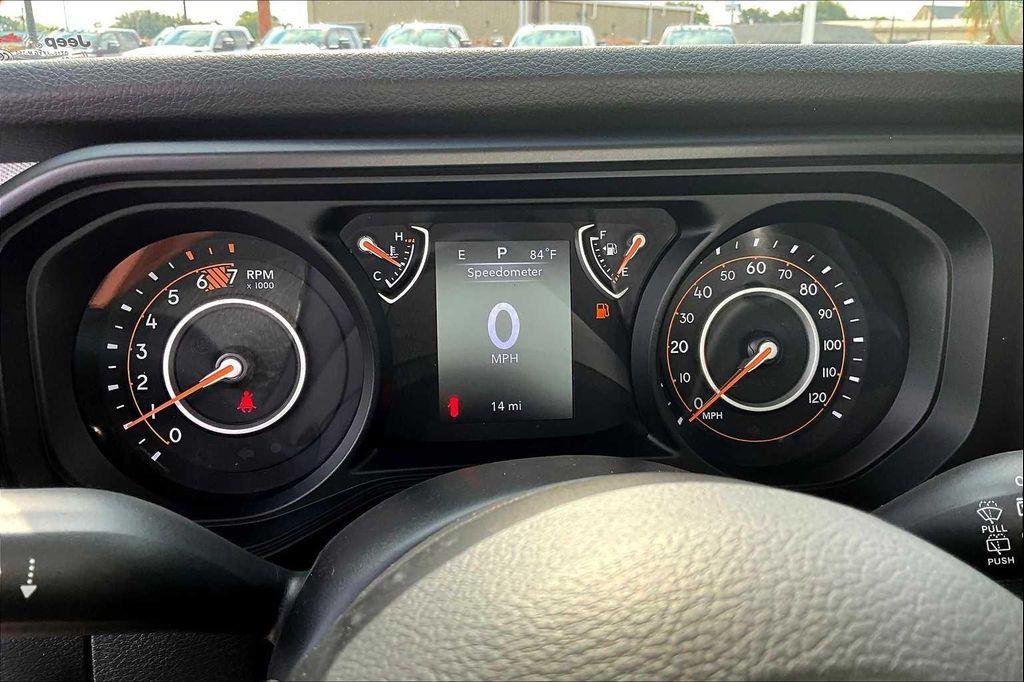new 2025 Jeep Wrangler car, priced at $37,301