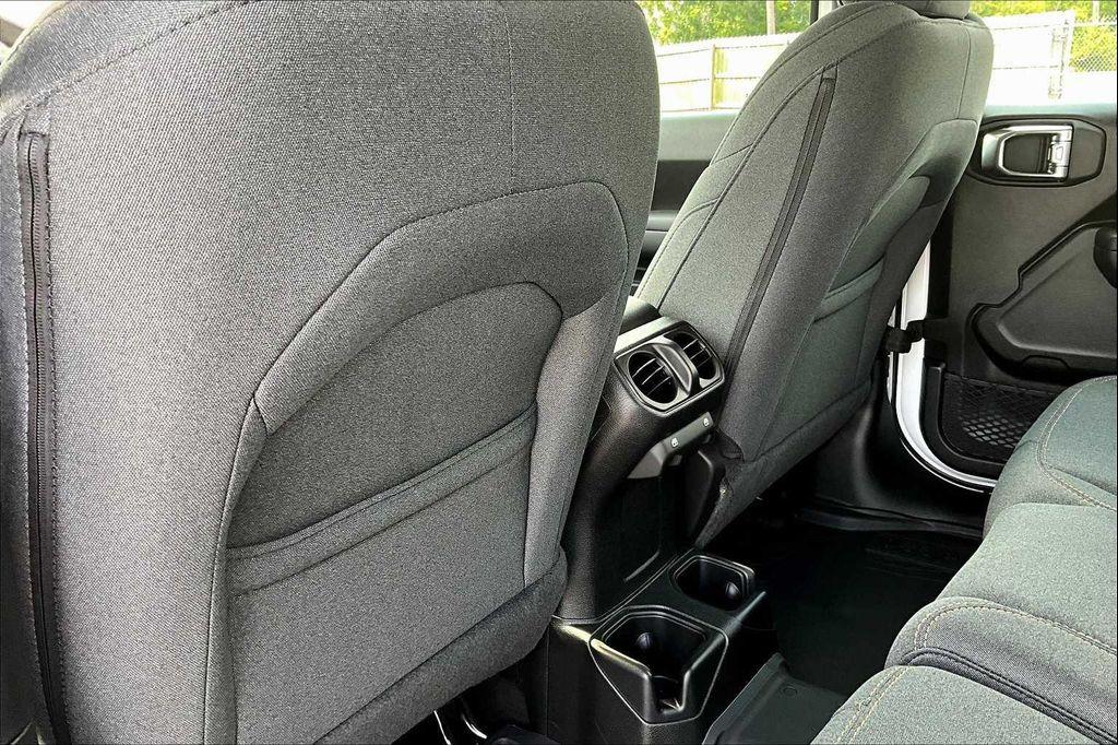 new 2025 Jeep Wrangler car, priced at $37,301