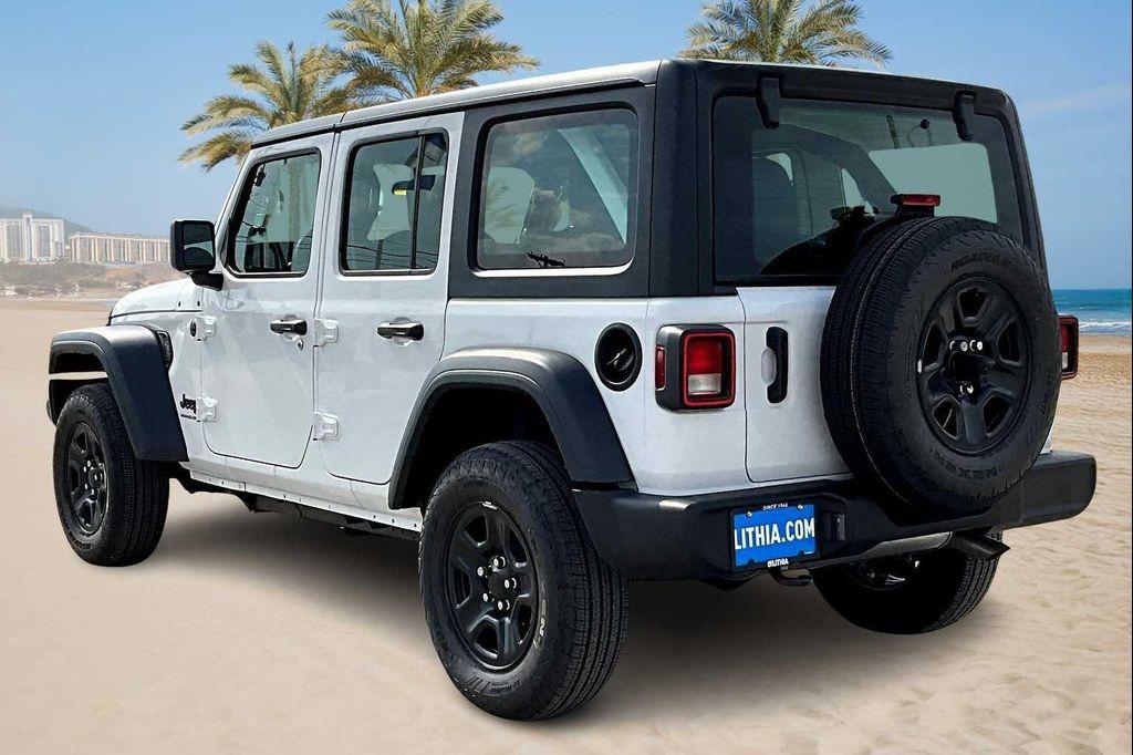 new 2025 Jeep Wrangler car, priced at $37,301