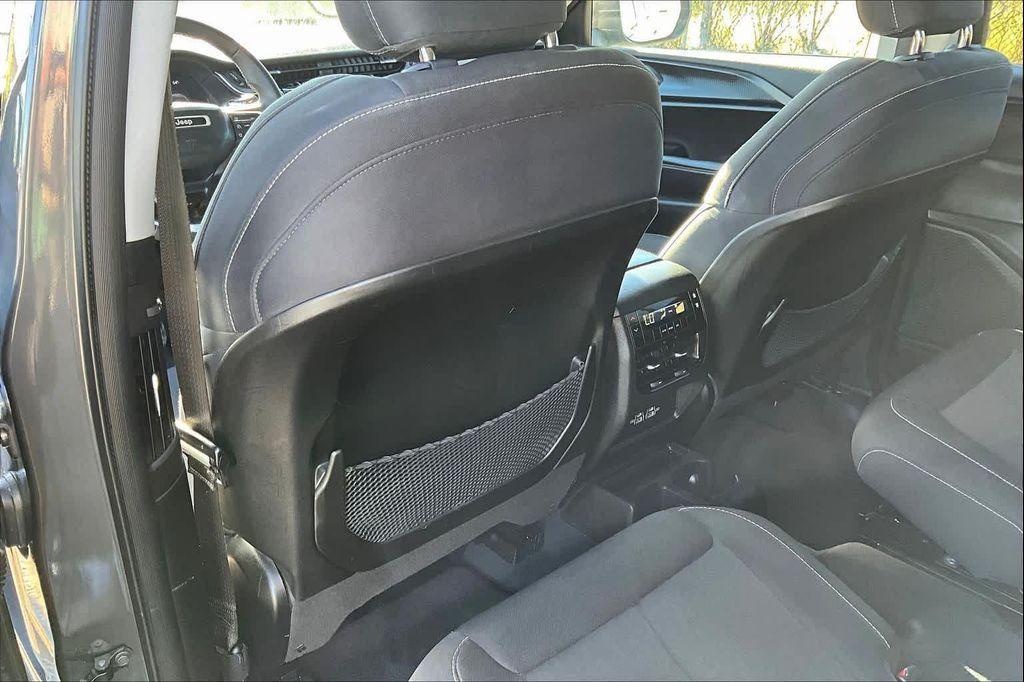 used 2023 Jeep Grand Cherokee L car, priced at $25,674