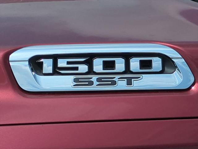 new 2025 Ram 1500 car, priced at $46,842