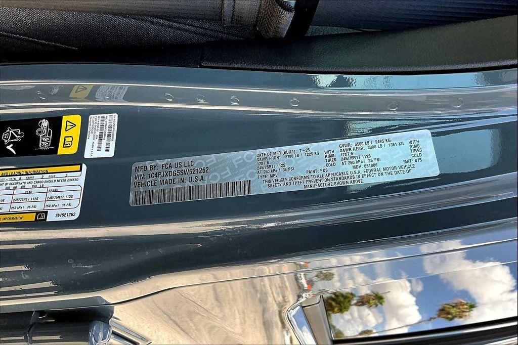 new 2025 Jeep Wrangler car, priced at $44,968
