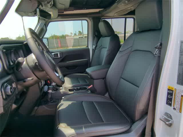 new 2025 Jeep Wrangler car, priced at $58,589