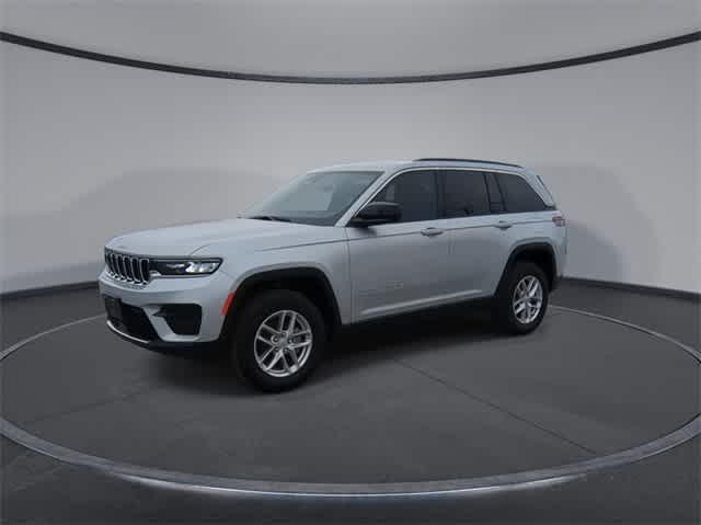 new 2025 Jeep Grand Cherokee car, priced at $36,999