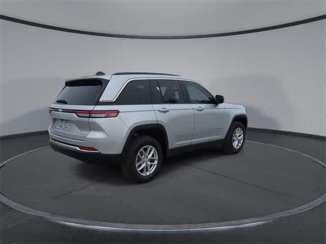 new 2025 Jeep Grand Cherokee car, priced at $36,999