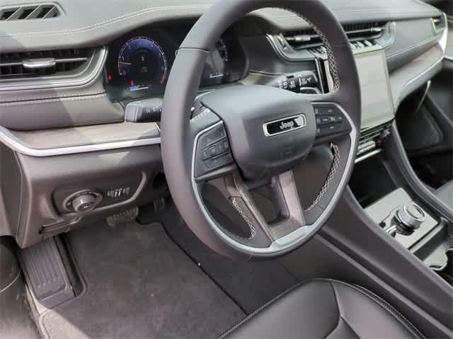 new 2024 Jeep Grand Cherokee L car, priced at $51,389