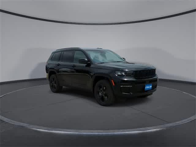 new 2024 Jeep Grand Cherokee L car, priced at $51,389