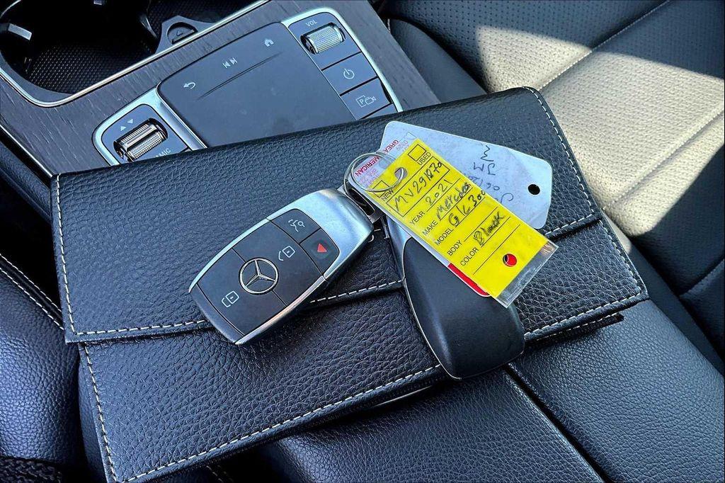 used 2021 Mercedes-Benz GLC 300 car, priced at $26,314
