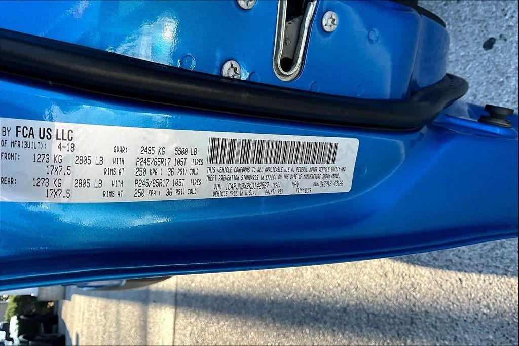 used 2019 Jeep Cherokee car