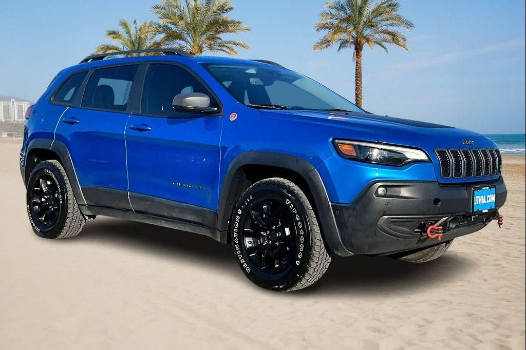 used 2019 Jeep Cherokee car