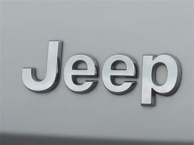 used 2024 Jeep Grand Cherokee car, priced at $33,492