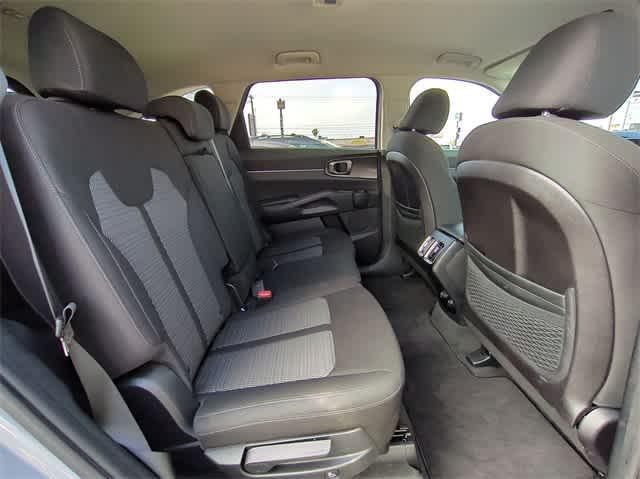 used 2023 Kia Sorento car, priced at $24,992