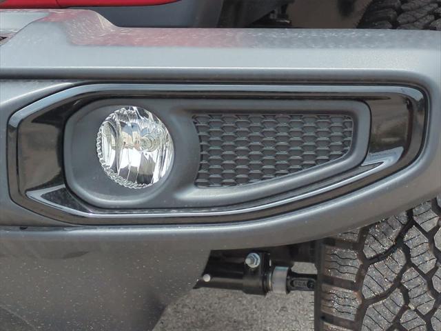 new 2025 Jeep Gladiator car, priced at $43,180