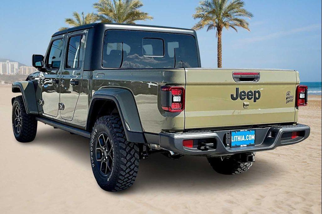new 2025 Jeep Gladiator car, priced at $44,732