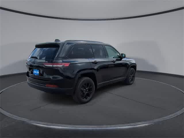 new 2025 Jeep Grand Cherokee car, priced at $40,467