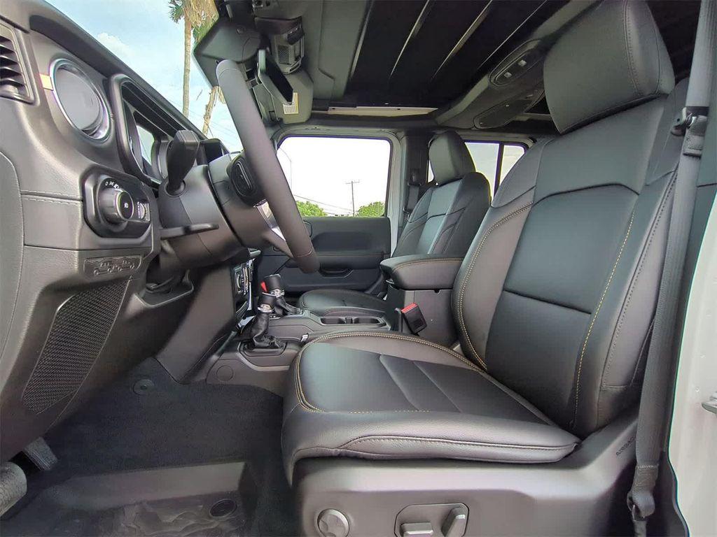 new 2025 Jeep Wrangler car, priced at $52,214