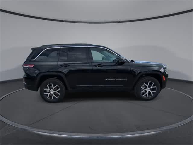 new 2025 Jeep Grand Cherokee car, priced at $46,299