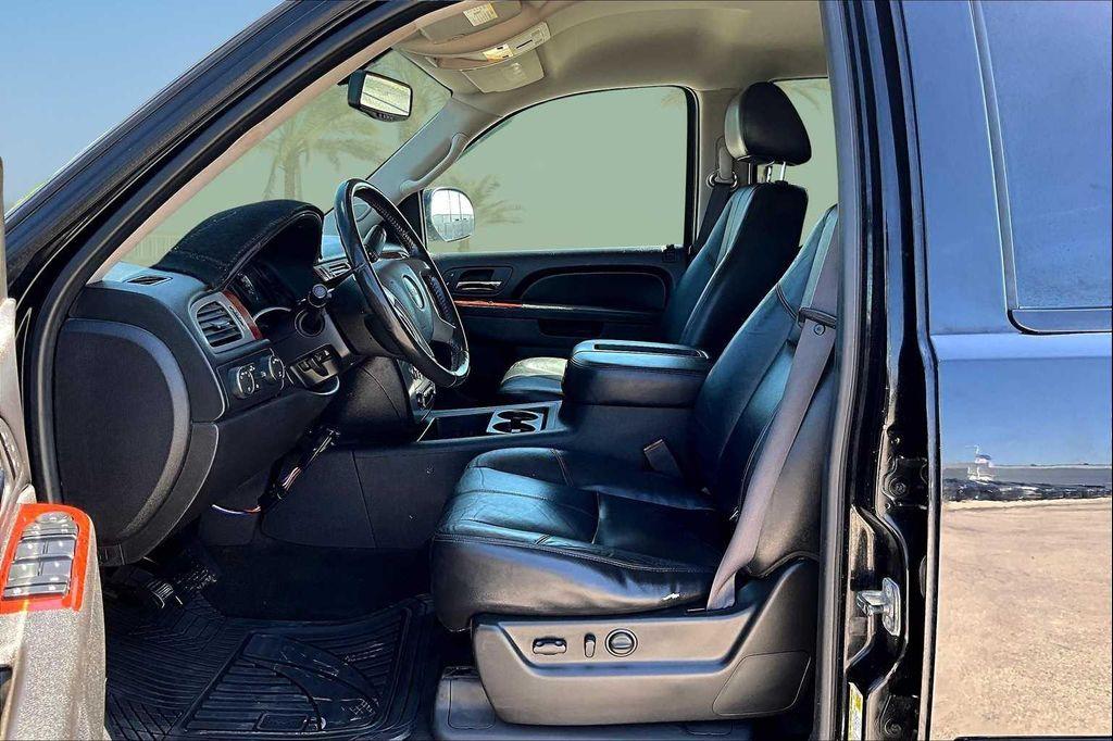 used 2011 GMC Yukon car, priced at $9,739