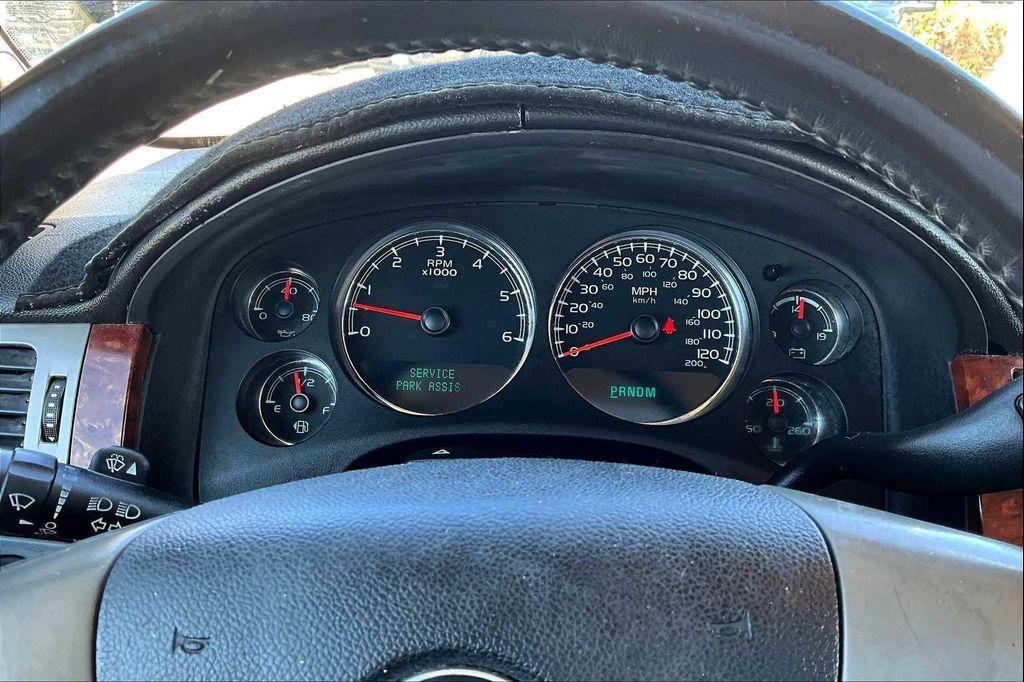 used 2011 GMC Yukon car, priced at $9,739
