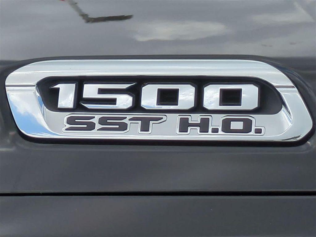new 2025 Ram 1500 car, priced at $71,042