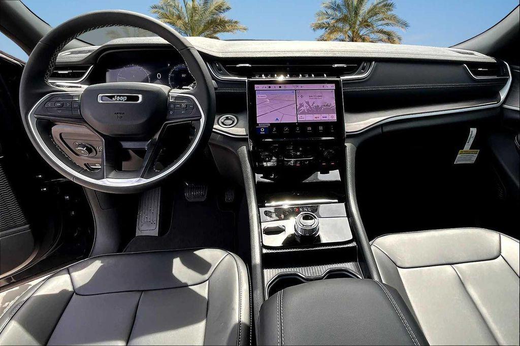 new 2025 Jeep Grand Cherokee L car, priced at $48,392
