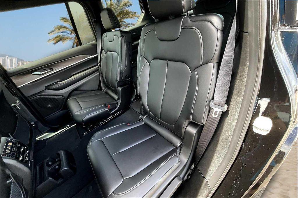 new 2025 Jeep Grand Cherokee L car, priced at $48,392