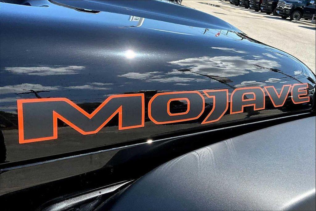 new 2025 Jeep Gladiator car, priced at $48,569