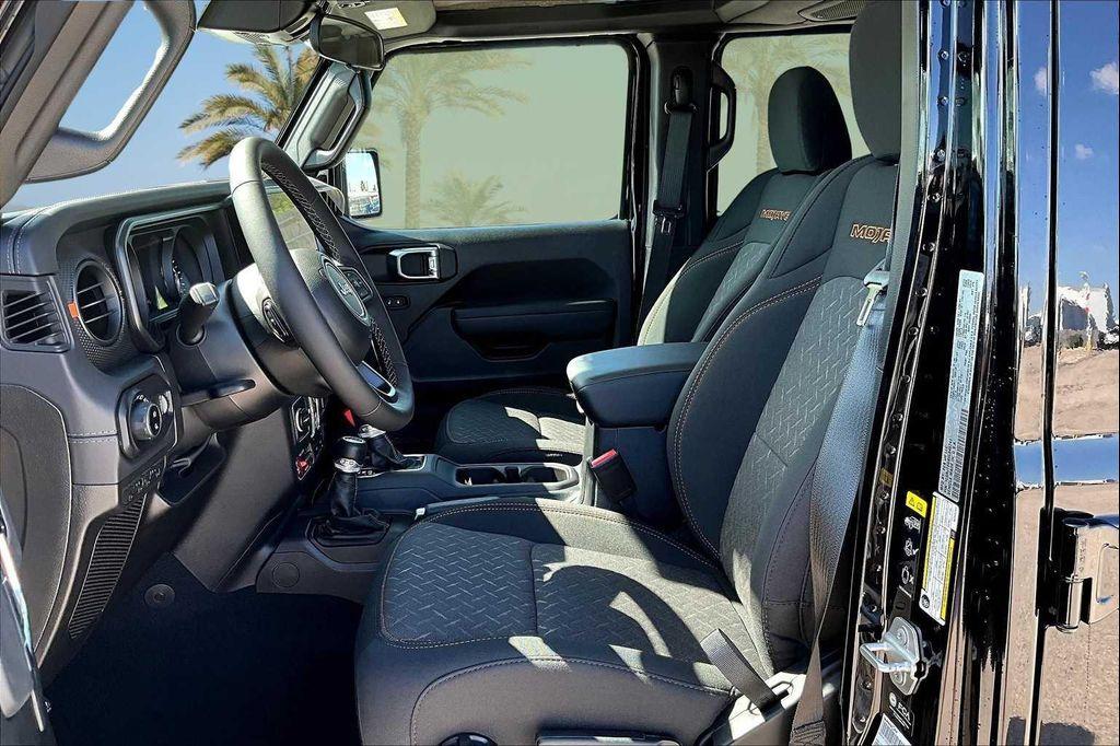 new 2025 Jeep Gladiator car, priced at $48,569