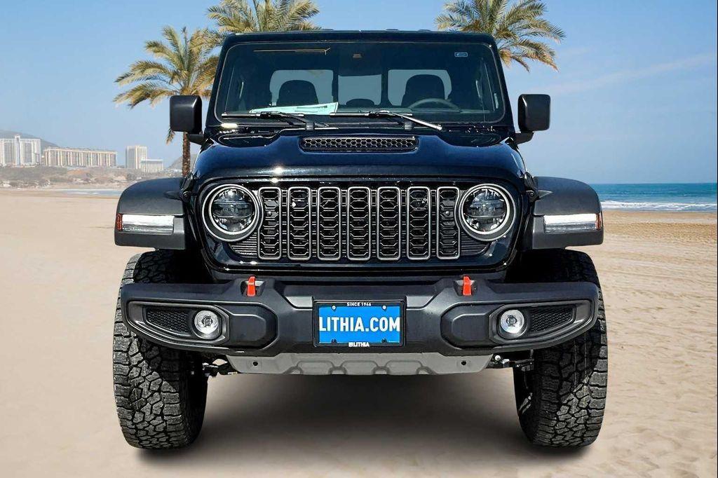 new 2025 Jeep Gladiator car, priced at $48,569