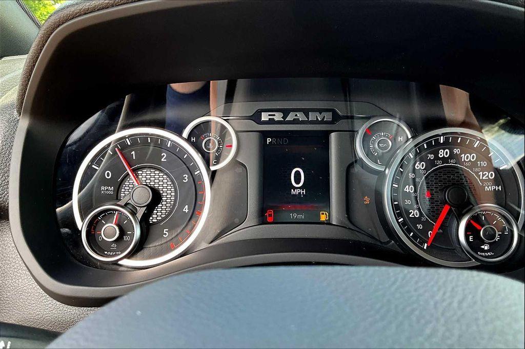 new 2025 Ram 2500 car, priced at $64,013