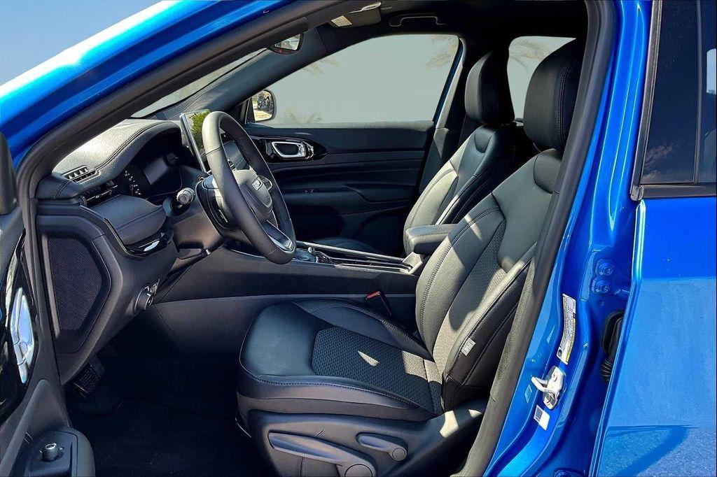 new 2026 Jeep Compass car, priced at $32,185