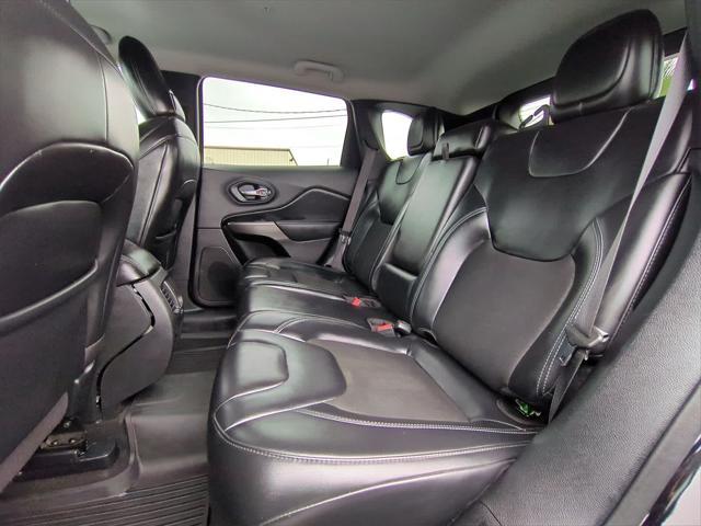 used 2020 Jeep Cherokee car, priced at $15,021