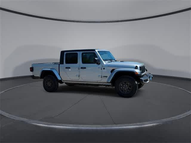 new 2024 Jeep Gladiator car, priced at $48,536