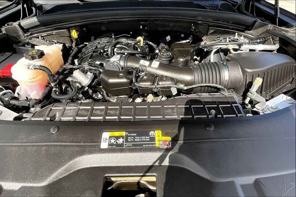 used 2024 Jeep Grand Cherokee car, priced at $32,366