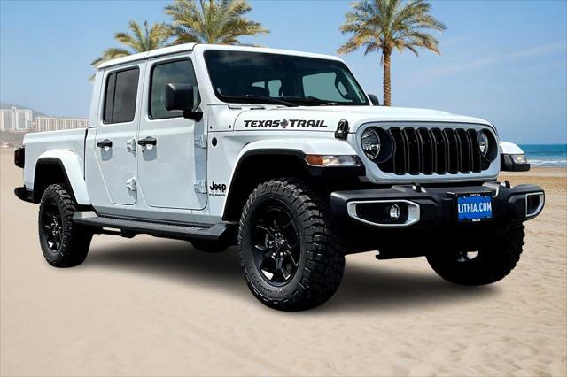 new 2025 Jeep Gladiator car, priced at $44,239